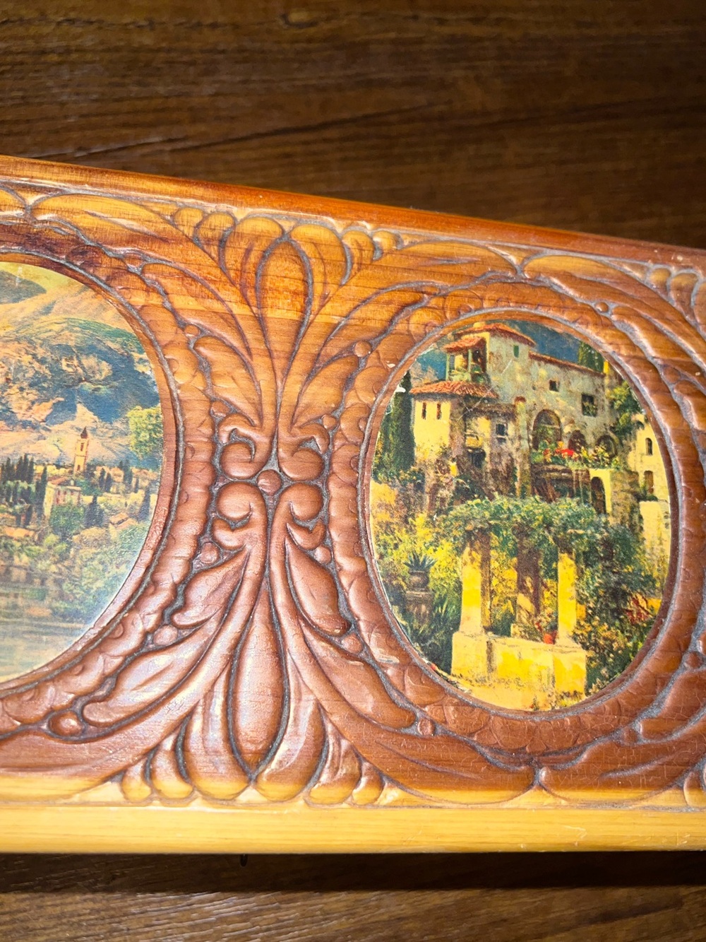 Vintage 1930s Carved Cedar Wood Mediterranean Storage/ Jewelry Box with Mirror - Picture 3 of 11